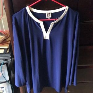 Anne Klein Stretchy Blouse, Classy looking.